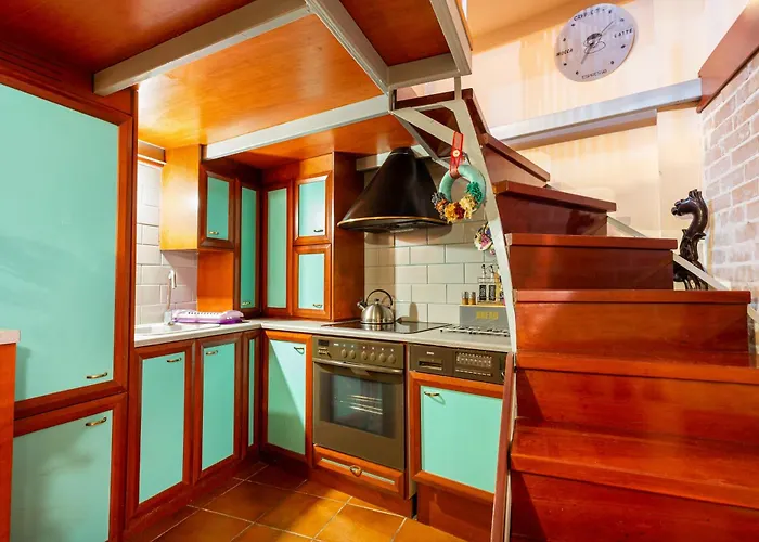 Loft Art Gallery, Chania, Crete * La Canée