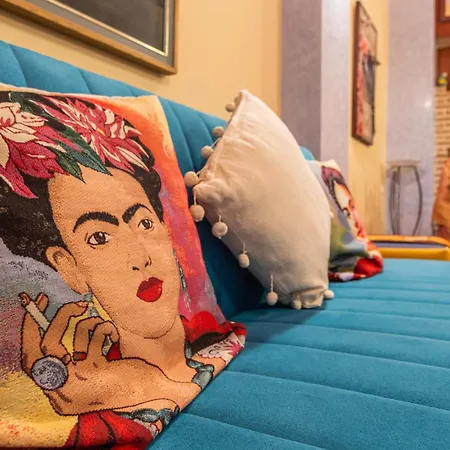 Loft Art Gallery, Chania, Crete Apartment *